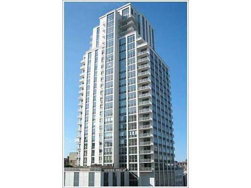200 W Grand #2106, Chicago, IL 60610