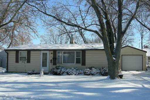 210 Home Dr., Dekalb, IL 60115