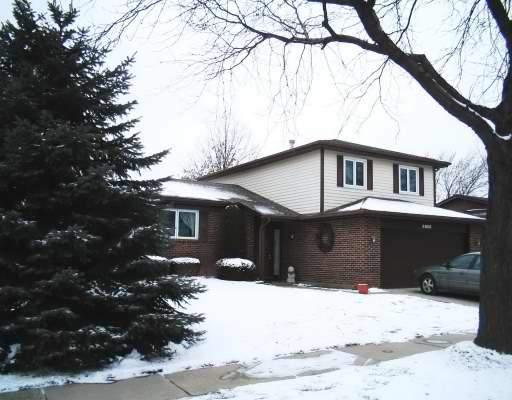 6850 Eastside Ave., Woodridge, IL 60517