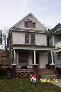 704 S Carroll Ave., Freeport, IL 61032