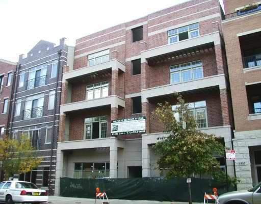 1931 W Belmont Ave. #4E, Chicago, IL 60657