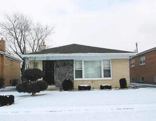 595 Escanaba Ave., Calumet City, IL 60409