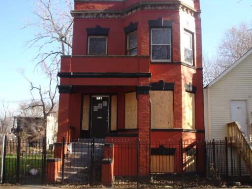 6751 S Elizabeth Ave., Chicago, IL 60636