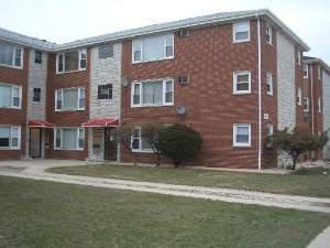 6952 W 65th St. #1A, Chicago, IL 60638