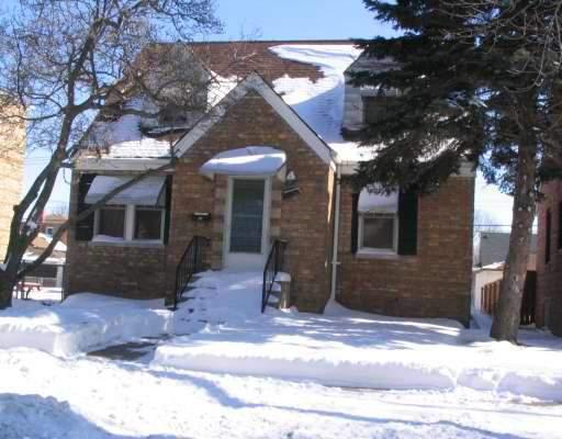 11035 S Central Park, Chicago, IL 60655