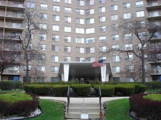 6833 N Kedzie Ave. #205, Chicago, IL 60645