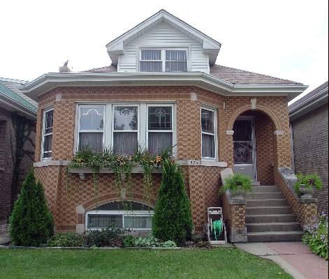 5743 W Henderson St., Chicago, IL 60634