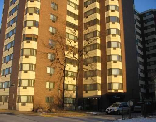 7337 S South Shore Dr. #930, Chicago, IL 60649