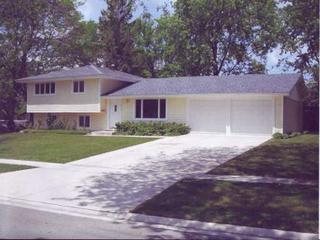 1936 W Norwell Ln., Schaumburg, IL 60193