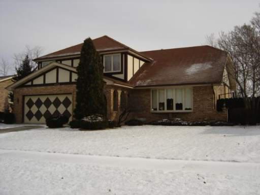 10157 S 87th Ct., Palos Hills, IL 60465