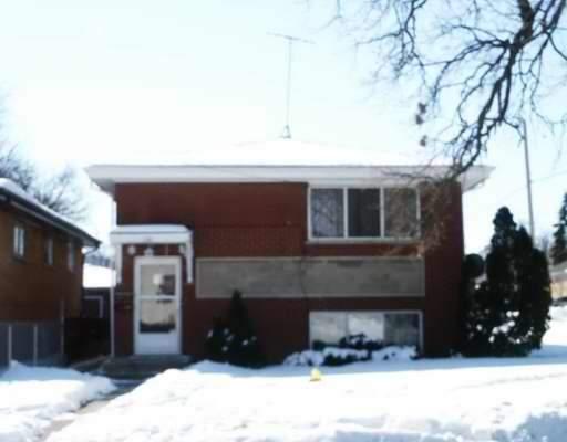 1101 Indian Ave., Aurora, IL 60505