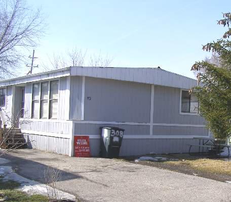 308 Lunar Rd., Round Lake, IL 60073