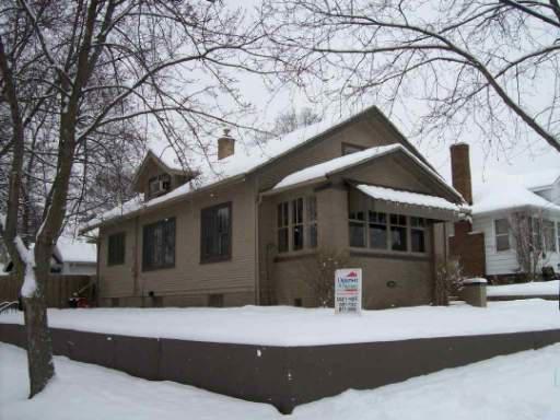 902 19th St., Rockford, IL 61104