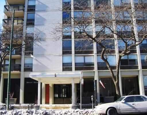 1455 N Sandburg Ter. #2604, Chicago, IL 60610