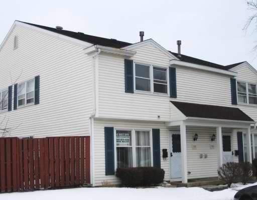 1791 Jamestown Cir., Hoffman Estates, IL 60194