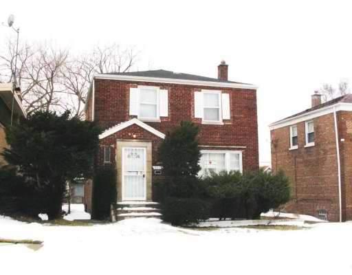 9146 S Clyde, Chicago, IL 60617