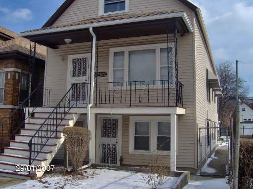 8429 S Colfax Ave., Chicago, IL 60617