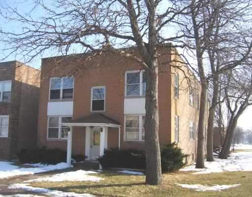 4957 Hull, Skokie, IL 60077