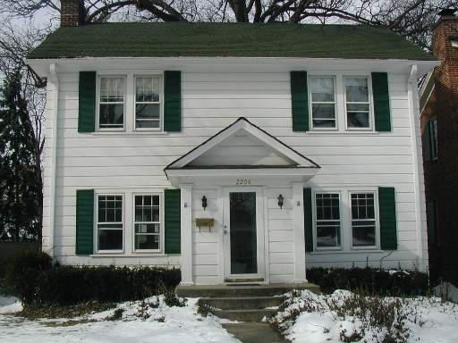 2206 Bennett Ave., Evanston, IL 60201