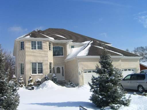 10137 S 86th Ct., Palos Hills, IL 60465