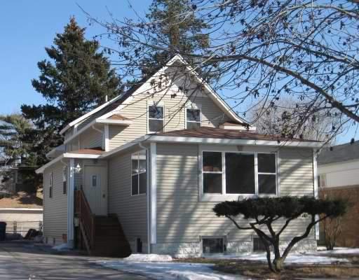 811 S 4th Ave., Maywood, IL 60153