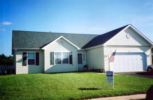 909 Oaklawn Ct., Earlville, IL 60518