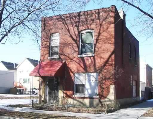 3934 W Erie St., Chicago, IL 60624