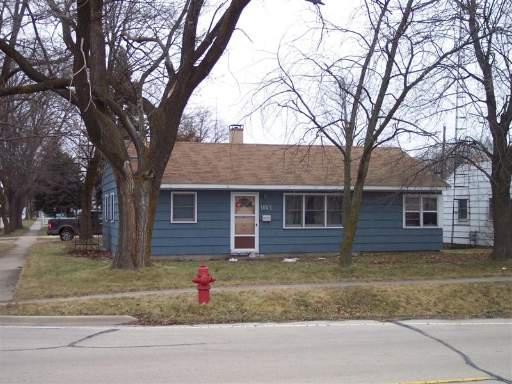 1003 E Taylor St., Dekalb, IL 60115