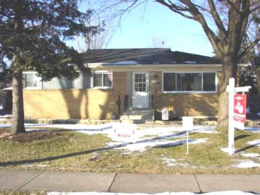 2008 W Lincoln St., Mount Prospect, IL 60056