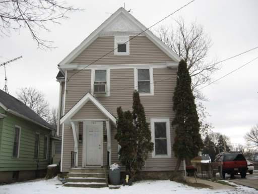 761 E New York St., Aurora, IL 60505