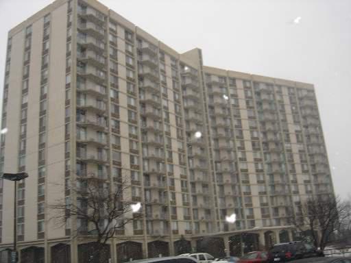 40 N Tower Rd. #11E, Oak Brook, IL 60523
