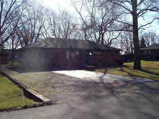 875 N Vaughn Dr., Kankakee, IL 60901