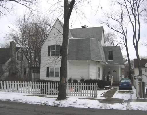 2019 Dodge Ave., Evanston, IL 60201
