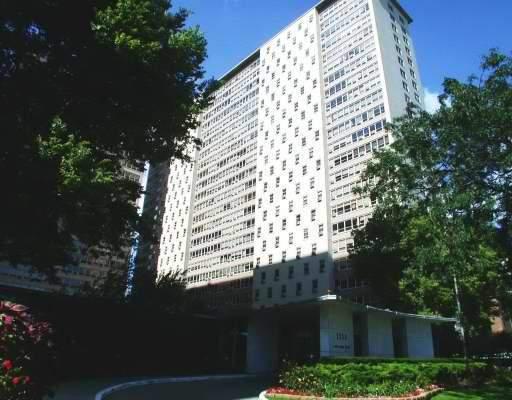 3950 N Lake Shore Dr. #720D, Chicago, IL 60613