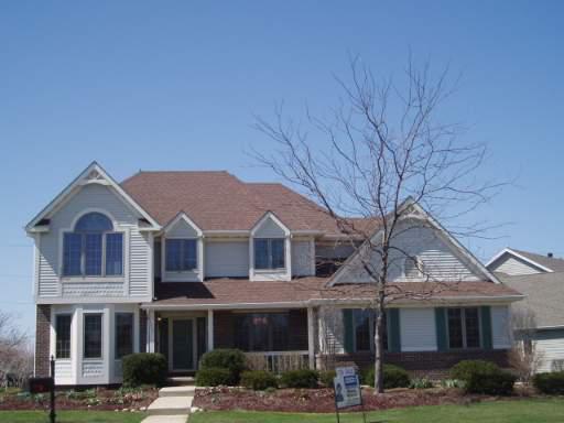 1307 Yorkshire Dr., Sycamore, IL 60178