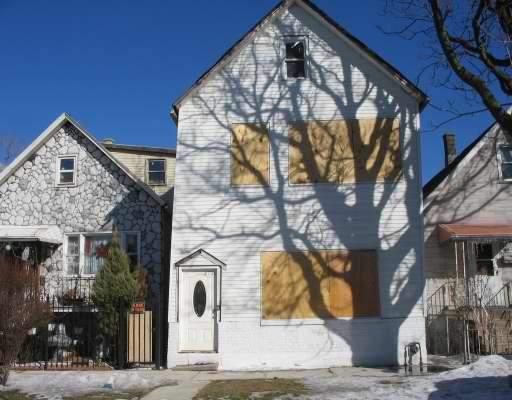 4731 S Elizabeth St., Chicago, IL 60609