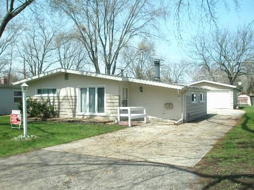 119 Maple Ave., North Aurora, IL 60542