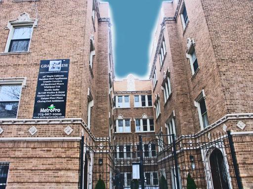 917 E 78th St. #102W, Chicago, IL 60619
