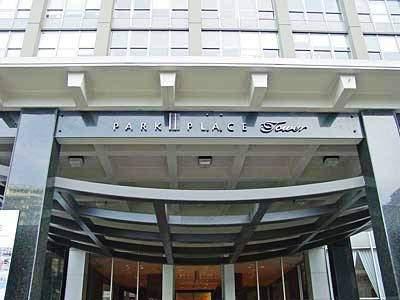 655 W Irving Park Rd. #2112, Chicago, IL 60613