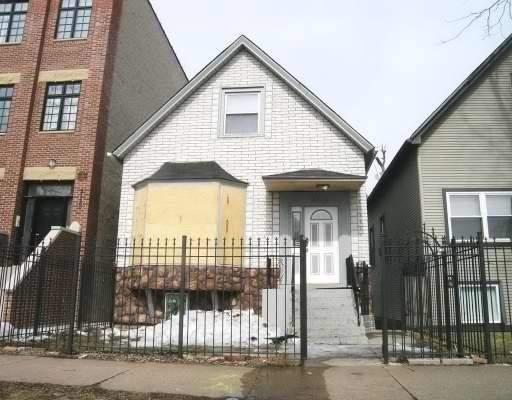 3116 W Cortland St., Chicago, IL 60647