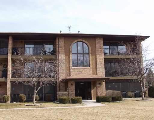 11119 S Heritage Dr. #2B, Palos Hills, IL 60465