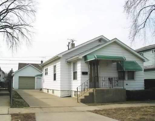 760 Greenbay Ave., Calumet City, IL 60409