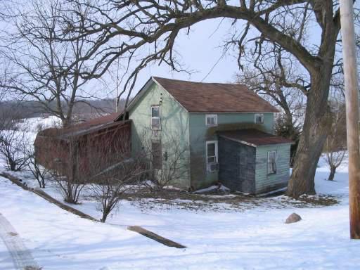 10708 N Leaf River Rd., Leaf River, IL 61068