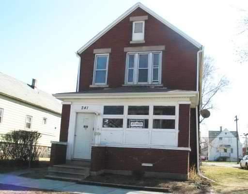 241 156th St., Calumet City, IL 60409
