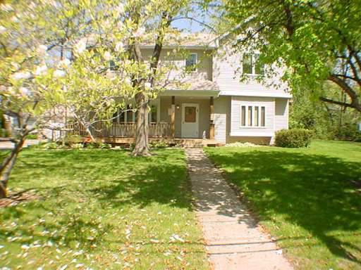 1008 W Campbell St., Arlington Heights, IL 60005