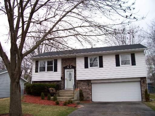 840 N Laurel Dr., Aurora, IL 60506