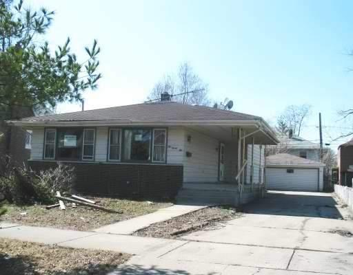 592 Gordon Ave., Calumet City, IL 60409