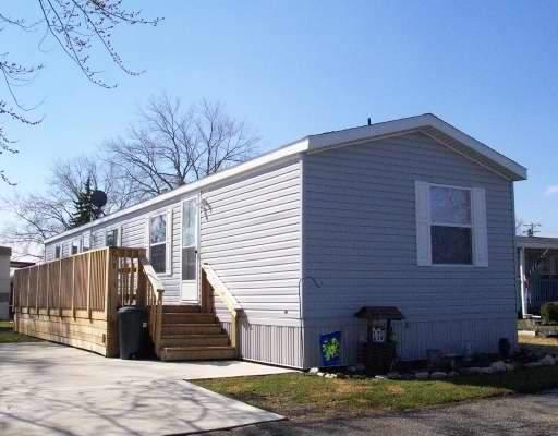 87 Seventh Ct., Bartlett, IL 60103