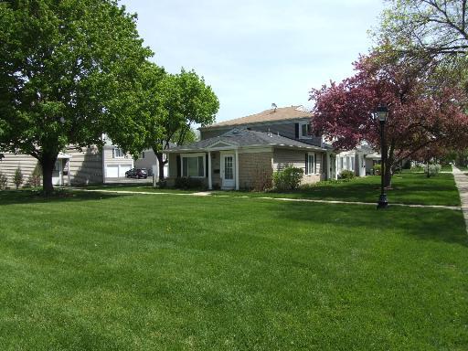 536 E Old Willow Rd. #248A, Prospect Heights, IL 60070