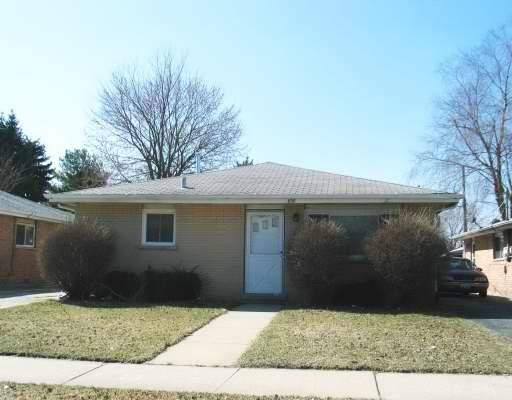 808 Mackinaw Ave., Calumet City, IL 60409